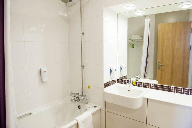 Premier Inn Warrington South Zewnętrze zdjęcie